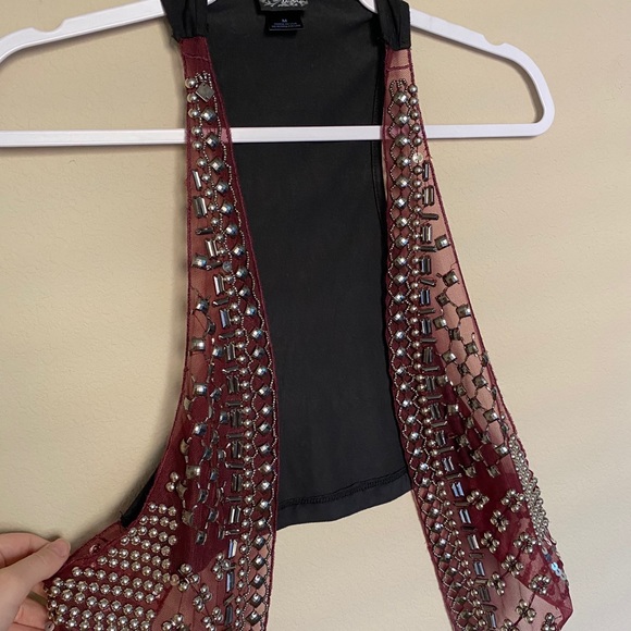 Blazer - Picture 2 of 2